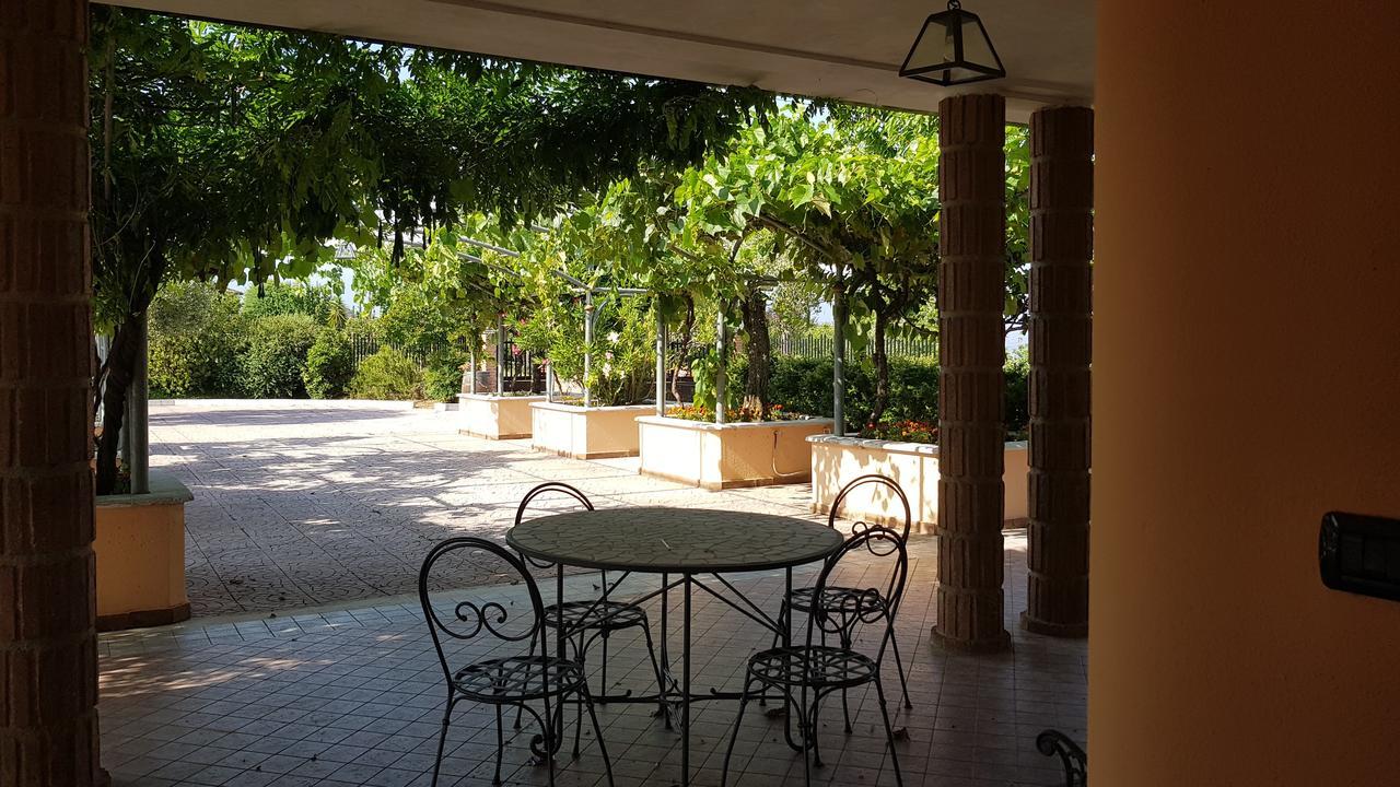 Lisandro Wine Resort Apartments Caserta Castel Campagnano Экстерьер фото